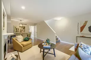 2048 W Huron St, Chicago, IL 60612 - Photo 6