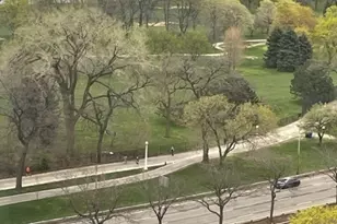 4250 N Marine Dr, Chicago, IL 60613 - Photo 2