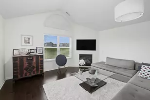 2712 JT Coffman Dr, Champaign, IL 61822 - Photo 4