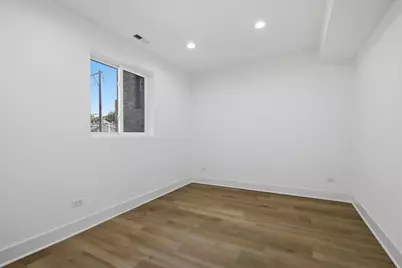 3116 W Montrose Avenue, Chicago, IL 60618 - Photo 24