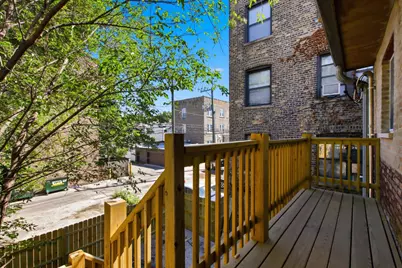 3116 W Montrose Avenue, Chicago, IL 60618 - Photo 16