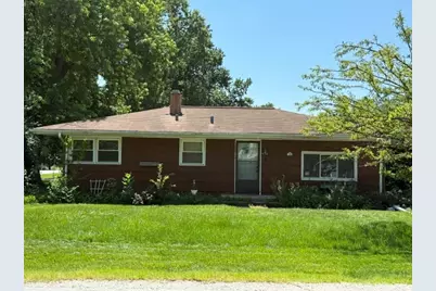 6100 Pershing Avenue, Downers Grove, IL 60516 - Photo 2