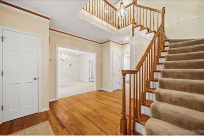 501 Pin Oak Court, Saint Charles, IL 60174 - Photo 2