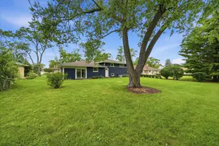 1430 E Emmerson Ln, Mount Prospect, IL 60056 - Photo 30