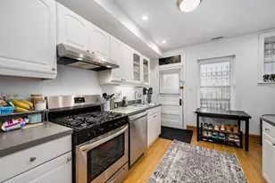 1462 W Warner Ave, Chicago, IL 60613 - Photo 10