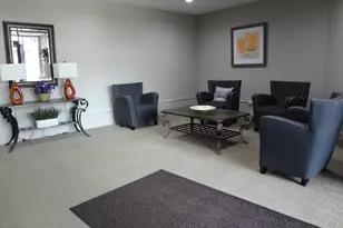 825 Pearson Ave, Des Plaines, IL 60016 - Photo 2
