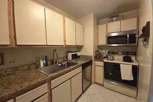 [Address not provided], Chicago, IL 60610 - Photo 4