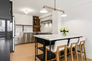 555 W Cornelia Ave, Chicago, IL 60657 - Photo 8
