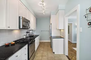 3800 N Lake Shore Dr, Chicago, IL 60613 - Photo 10