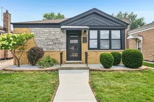 3827 W Hayford St, Chicago, IL 60652 - Photo 2