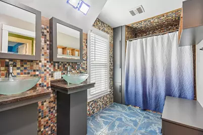 35 W Elm Avenue, Roselle, IL 60172 - Photo 28