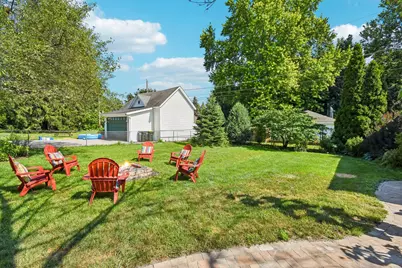 35 W Elm Avenue, Roselle, IL 60172 - Photo 46