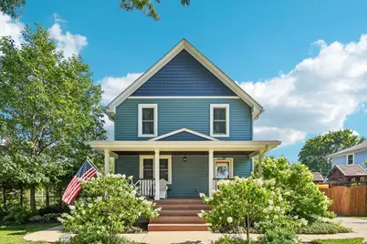 35 W Elm Avenue, Roselle, IL 60172 - Photo 4