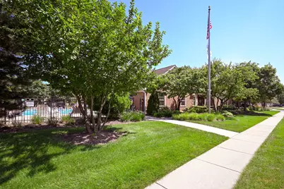 30W023 Laurel Court, Warrenville, IL 60555 - Photo 32