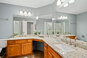 30W023 Laurel Ct, Warrenville, IL 60555 - Photo 22