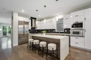 1506 W Superior St, Chicago, IL 60642 - Photo 8