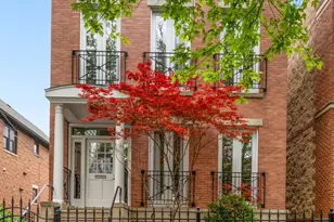 2715 N Bosworth Ave, Chicago, IL 60614 - Photo 1