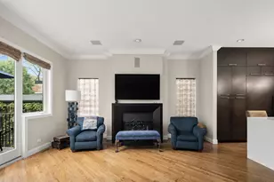 2715 N Bosworth Ave, Chicago, IL 60614 - Photo 16