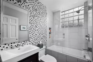 2715 N Bosworth Ave, Chicago, IL 60614 - Photo 32