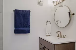 2420 W Talcott Rd, Park Ridge, IL 60068 - Photo 16