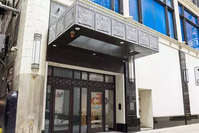 8 W Monroe Street #1005, Chicago, IL 60603 - Photo 1