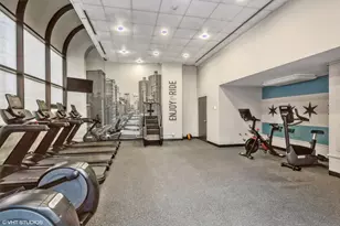 211 E Ohio St, Chicago, IL 60611 - Photo 16