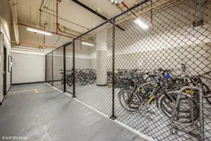 211 E Ohio St, Chicago, IL 60611 - Photo 26
