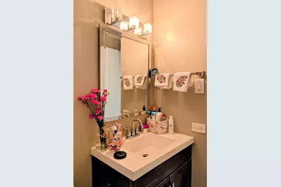 211 E Ohio Street #2818, Chicago, IL 60611 - Photo 14