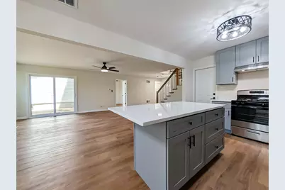 217 Tamarack Drive, Bloomingdale, IL 60108 - Photo 12