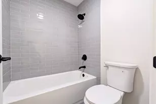 217 Tamarack Dr, Bloomingdale, IL 60108 - Photo 32