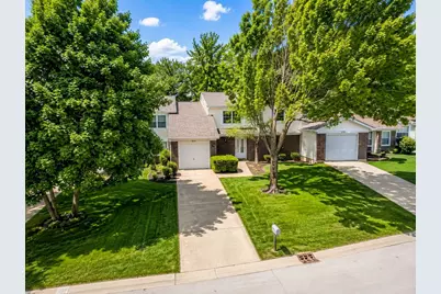 217 Tamarack Drive, Bloomingdale, IL 60108 - Photo 2