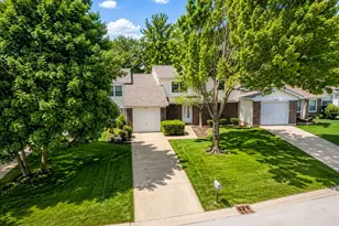 217 Tamarack Dr, Bloomingdale, IL 60108 - Photo 2