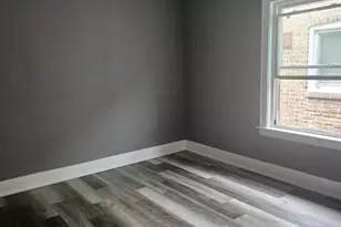 5506 N Luna Ave, Chicago, IL 60630 - Photo 8