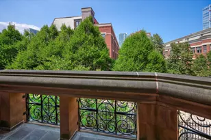 1919 S Prairie Ave, Chicago, IL 60616 - Photo 12