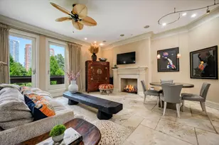 1919 S Prairie Ave, Chicago, IL 60616 - Photo 10