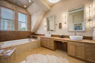 1919 S Prairie Ave, Chicago, IL 60616 - Photo 24