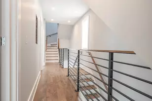 556 W 18th St, Chicago, IL 60616 - Photo 6