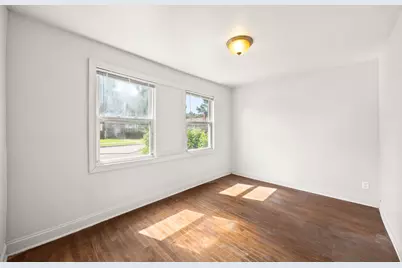 8607 S Morgan Street, Chicago, IL 60620 - Photo 2