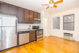1504 N Dearborn Pkwy, Chicago, IL 60610 - Photo 2