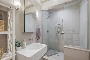 2627 N Sheffield Ave, Chicago, IL 60614 - Photo 18