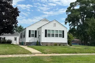 518 Bremer St, Wilmington, IL 60481 - Photo 2