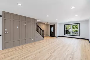 921 N Lorel Ave, Chicago, IL 60651 - Photo 6