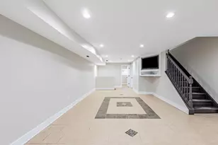 921 N Lorel Ave, Chicago, IL 60651 - Photo 26