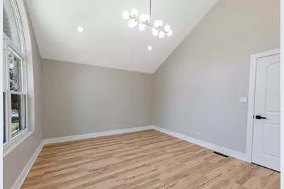 921 N Lorel Avenue, Chicago, IL 60651 - Photo 16