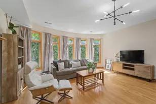 1320 N Cleveland Ave, Chicago, IL 60610 - Photo 4