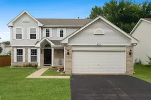 674 Maple Dr, Streamwood, IL 60107 - Photo 2