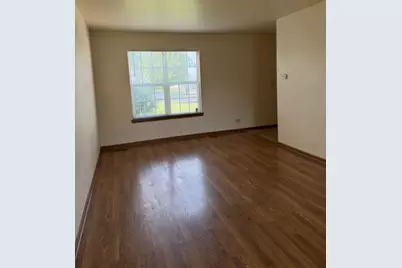 1260 Trinity Drive, Carol Stream, IL 60188 - Photo 2