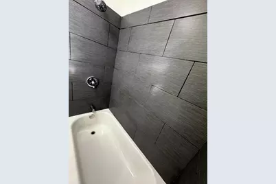 1617 W 38th Place #2, Chicago, IL 60609 - Photo 8