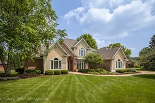 4N843 W Woods Dr, Saint Charles, IL 60175 - Photo 2