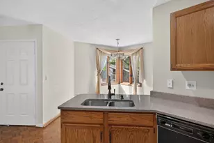 5326 Sandpiper Pl, Loves Park, IL 61111 - Photo 10